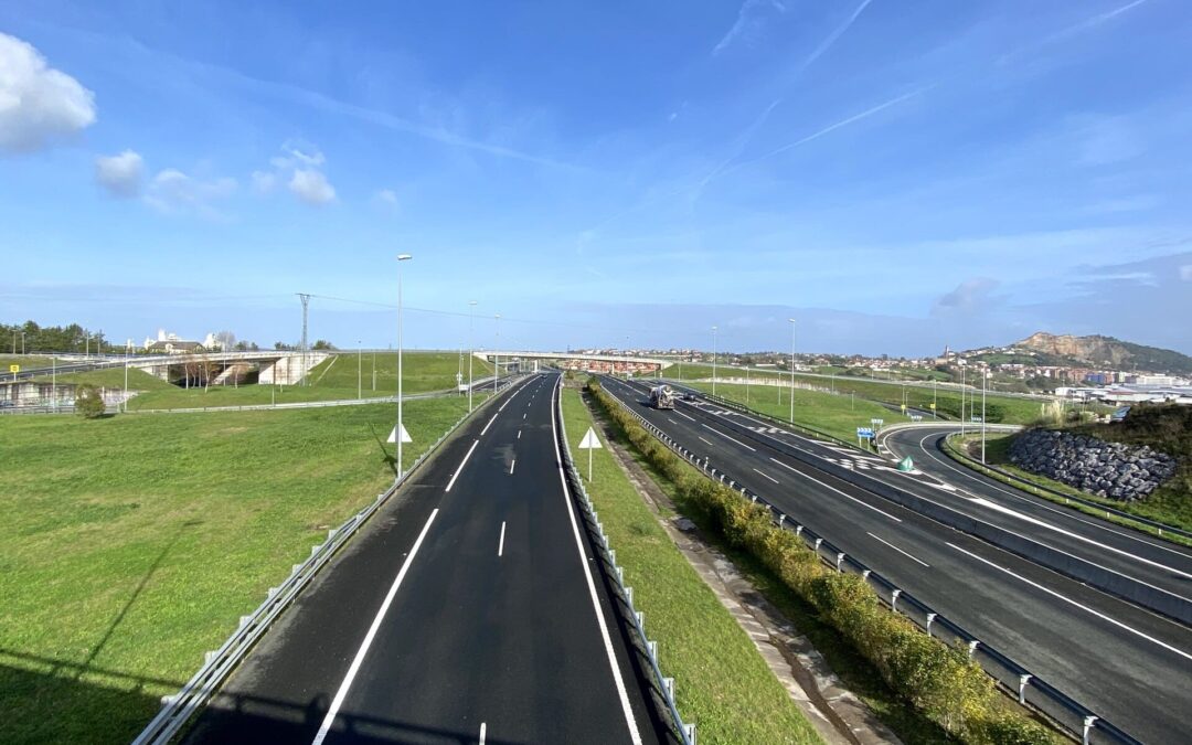 Conservación y explotación carreteras sector: S-06.  Santander.