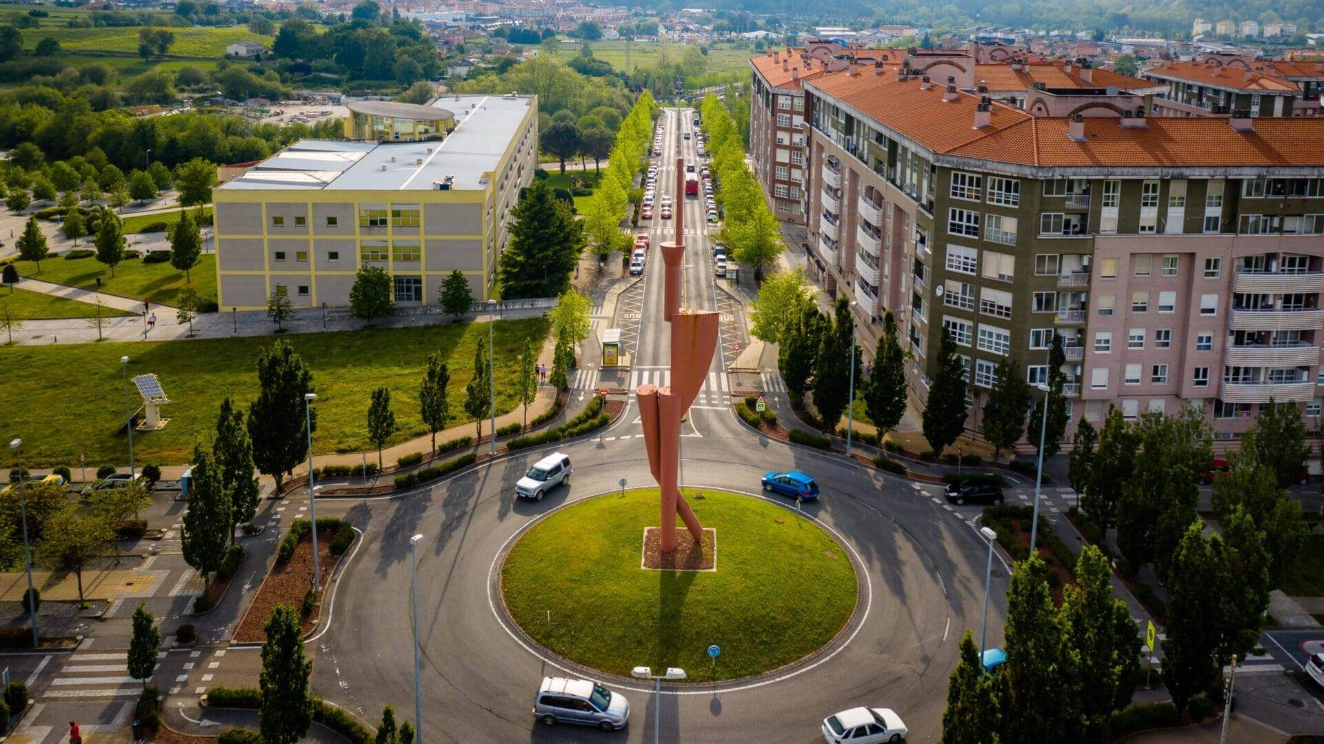 Mantenimiento vía pública en  Torrelavega. Santander.